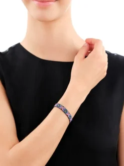 Bransoletka z elementami z żółtego złota i koralikami