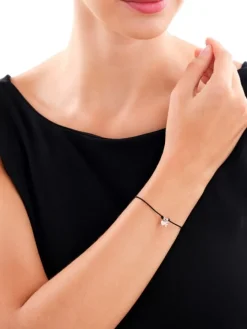 Bransoletka z elementami srebra - litera F, serce