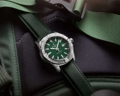 Breitling Avenger Automatic 42