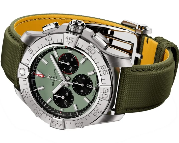 Breitling Avenger B01 Chronograph 44