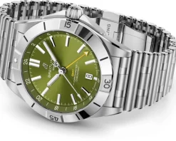 Breitling Chronomat GMT 40  Giannis Antetokounmpo