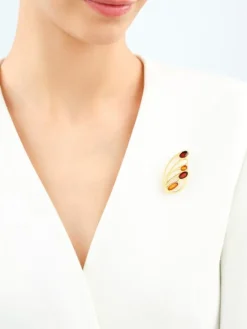 Broszka srebrna z bursztynem - skrzydło