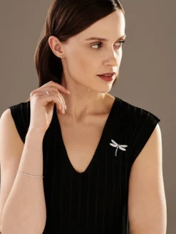 Broszka z białego złota z brylantami i szafirami cejlońskimi - ważka - próba 750