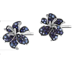 Kolczyki z białego złota z diamentami i szafirami - kwiaty - próba 585