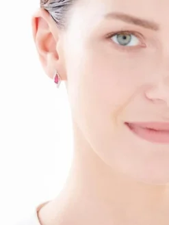 Kolczyki z białego złota z diamentami i rubinami syntetycznymi - próba 375