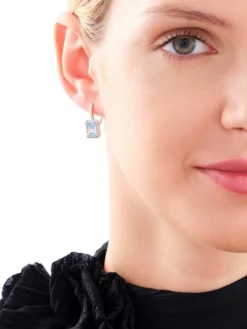 Kolczyki z białego złota z diamentami i topazami Sky Blue - próba 585