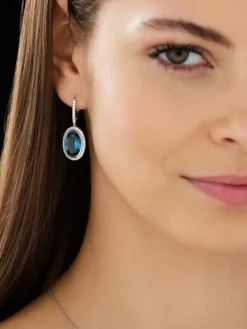 Kolczyki z białego złota z brylantami i topazami London Blue - próba 585