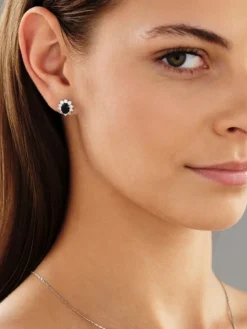 Kolczyki z białego złota z brylantami i szmaragdami - próba 585