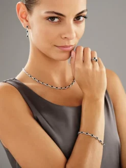 Kolczyki z białego złota z diamentami i szafirami - próba 585