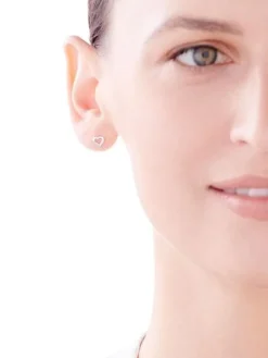 Kolczyki z białego złota z diamentami -  serca - 0,008 ct - próba 375