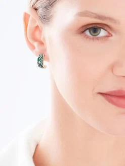 Kolczyki z żółtego złota z brylantami i emalią - 0,03 ct - próba 375