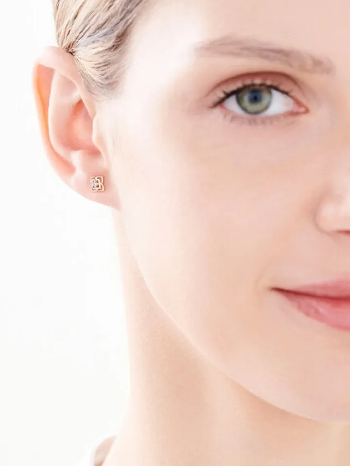 Kolczyki z żółtego złota z diamentami - kwiatki - 0,006 ct - próba 585