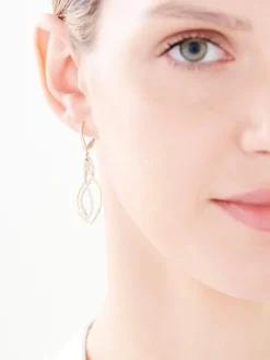 Kolczyki z żółtego złota z diamentami - 0,06 ct - próba 375