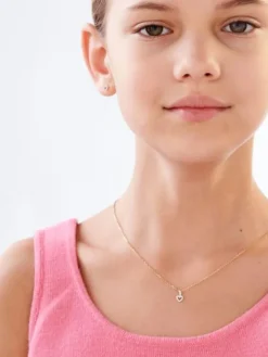 Kolczyki z żółtego złota z diamentami - serca - 0,04 ct - próba 375