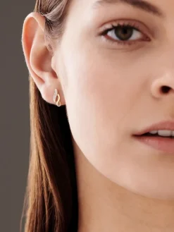 Kolczyki z żółtego złota z diamentami - 0,006 ct - próba 375