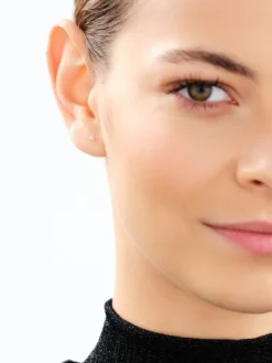 Kolczyki z żółtego złota z diamentami - 0,006 ct - próba 375