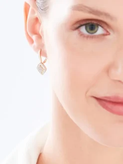 Kolczyki z żółtego złota z diamentami - serca - 0,006 ct - próba 585