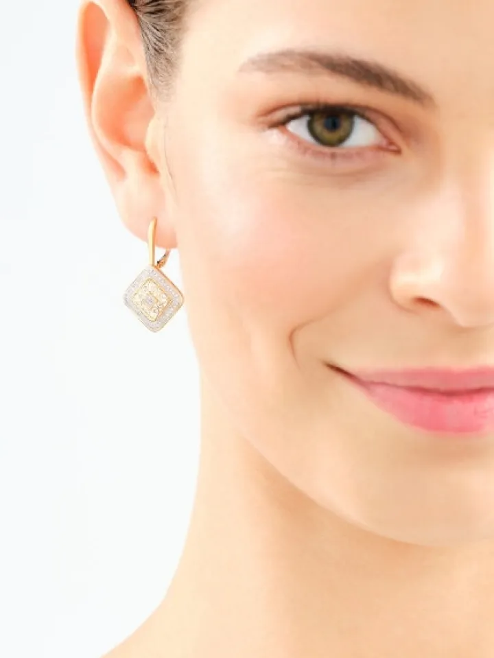 Kolczyki z żółtego złota z diamentami - kwiaty - 0,01 ct - próba 375