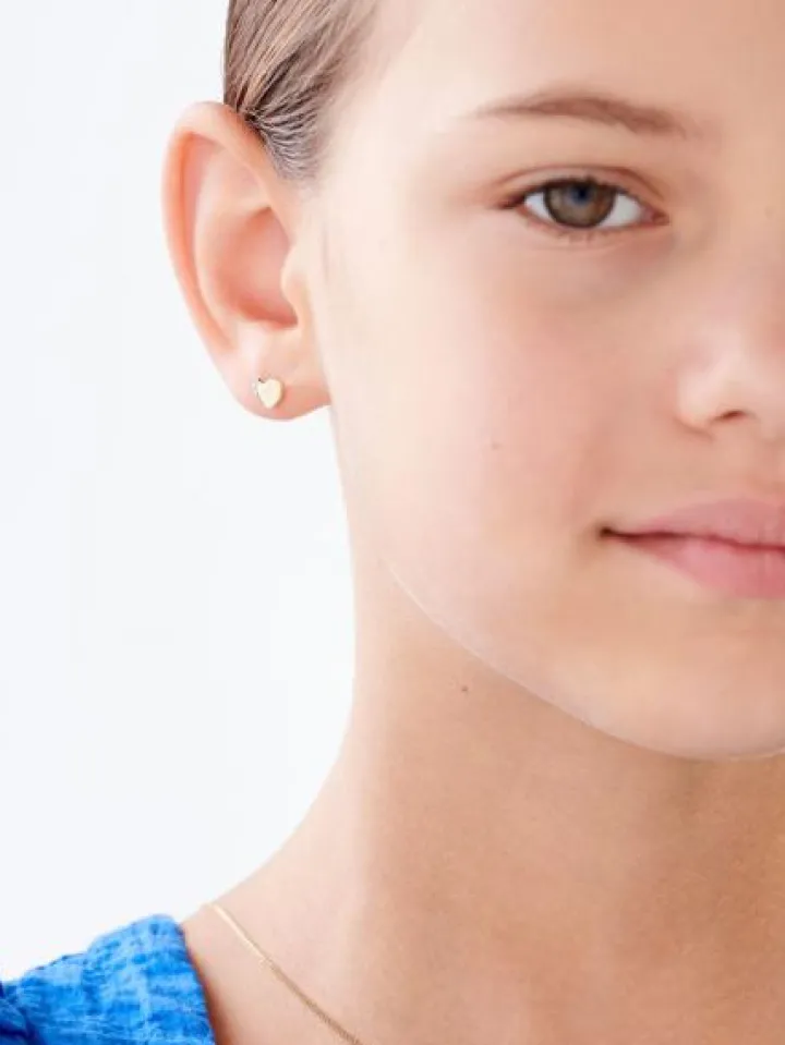 Kolczyki z żółtego złota z diamentami - kulki - 0,006 ct - próba 375