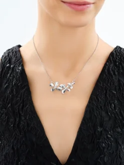 Naszyjnik srebrny - kwiaty