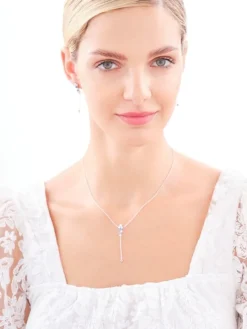 Naszyjnik srebrny z cyrkoniami