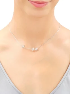 Naszyjnik srebrny z cyrkoniami - kwiaty