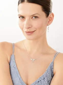 Naszyjnik srebrny z cyrkoniami - liście