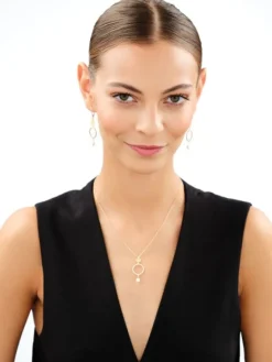 Naszyjnik srebrny z perłą i cyrkoniami - koła