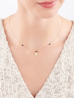 Naszyjnik srebrny ze szlifowanym szkłem - koniczyna