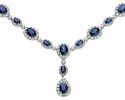 Naszyjnik z białego złota z brylantami i szafirami - próba 750