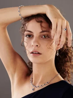 Naszyjnik z białego złota z brylantami i szafirami - próba 585