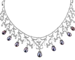 Naszyjnik z białego złota z diamentami i perłami - próba 750