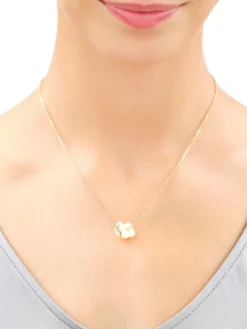 Naszyjnik z mosiądzu pozłacany z masą perłową - kwiaty