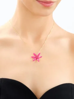 Naszyjnik z mosiądzu pozłacany z cyrkoniami - kwiat