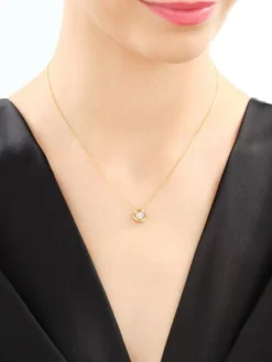 Naszyjnik z żółtego i białego złota z brylantem - 0,05 ct - próba 375