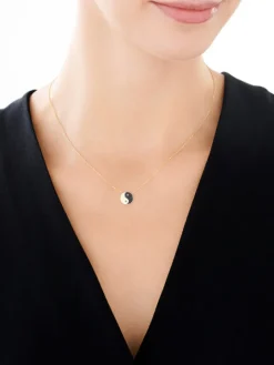 Naszyjnik z żółtego złota z diamentami - yin yang - 0,012 ct - próba 375