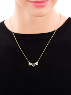 Naszyjnik ze stali szlachetnej z detalami z masy żywicznej - serca