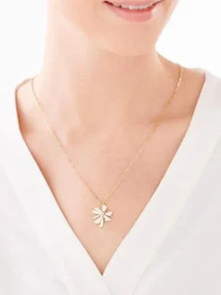 Naszyjnik ze stali szlachetnej - kwiat