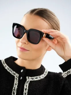 Okulary przeciwsłoneczne damskie, prostokątne, czarne