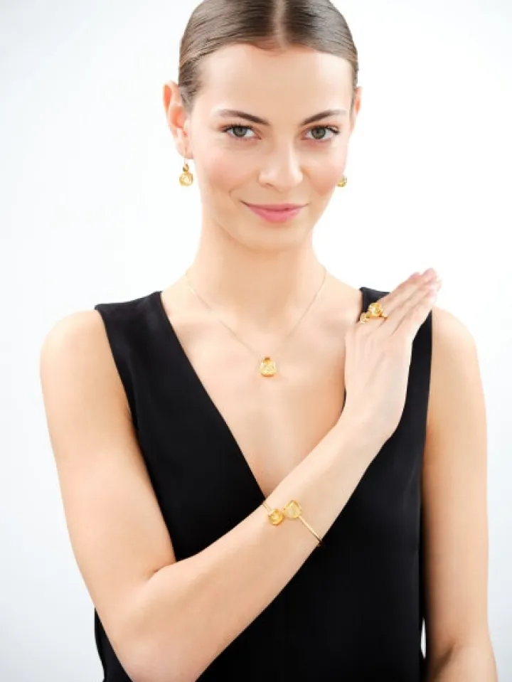 Pierścionek srebrny z bursztynem - kwadraty