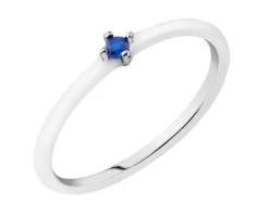 Pierścionek srebrny z cyrkonią