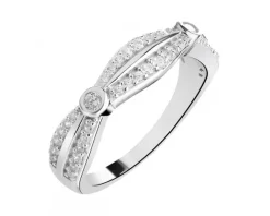 Pierścionek srebrny z cyrkoniami