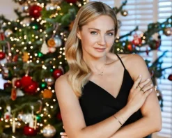 Pierścionek srebrny z cyrkoniami - kwiaty, motyl