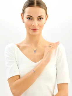 Pierścionek srebrny z cyrkoniami