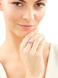 Pierścionek srebrny z cyrkoniami