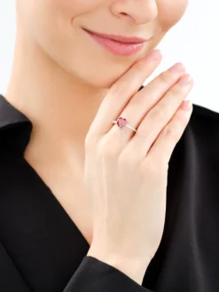 Pierścionek srebrny z cyrkoniami - serce