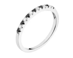Pierścionek srebrny ze spinelem i cyrkoniami