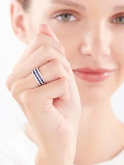 Pierścionek z białego złota z diamentami i szafirami - próba 585