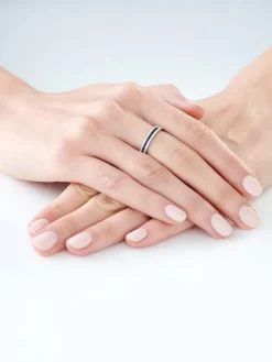 Pierścionek z białego złota z brylantami i szafirami - próba 585