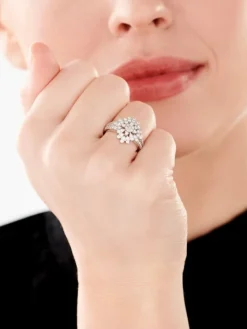 Pierścionek z białego złota z brylantami - 0,77 ct - próba 585